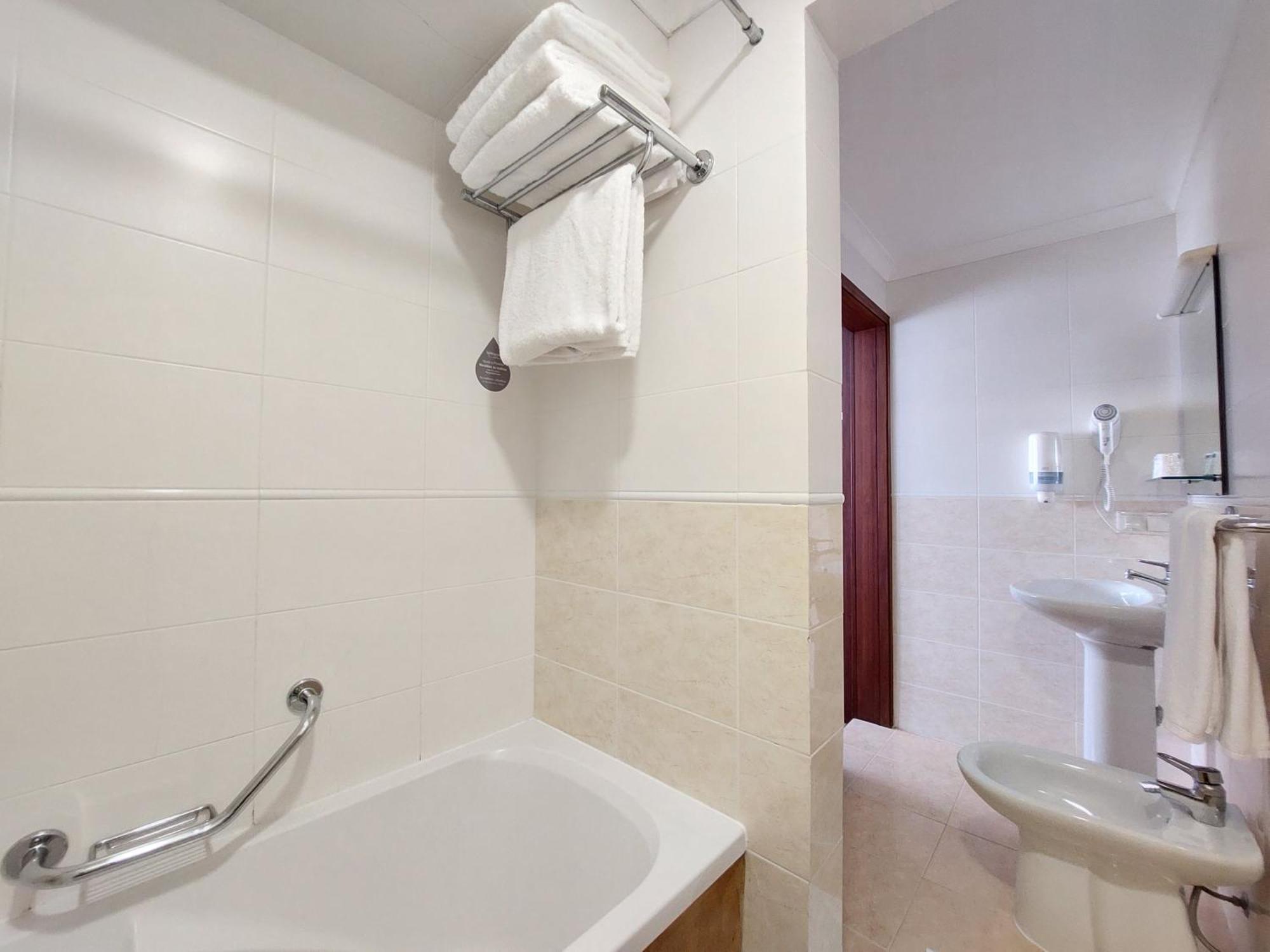 Hotel Santiago อิลลาโว ห้อง รูปภาพ